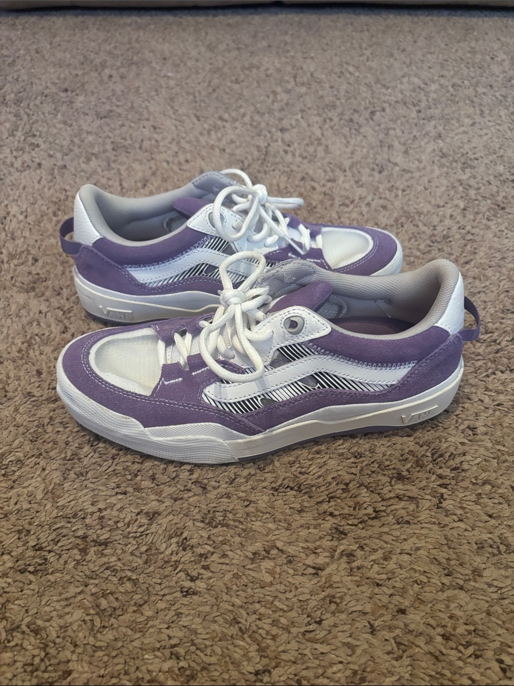Vans Skateboarding Purple White Low-Top Sneakers Men’s 7